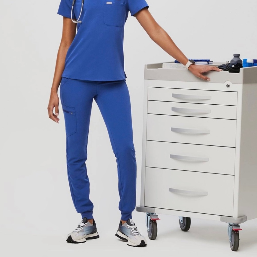 NWT Figs Zamora joggers in winning blue size M, &32 OBO